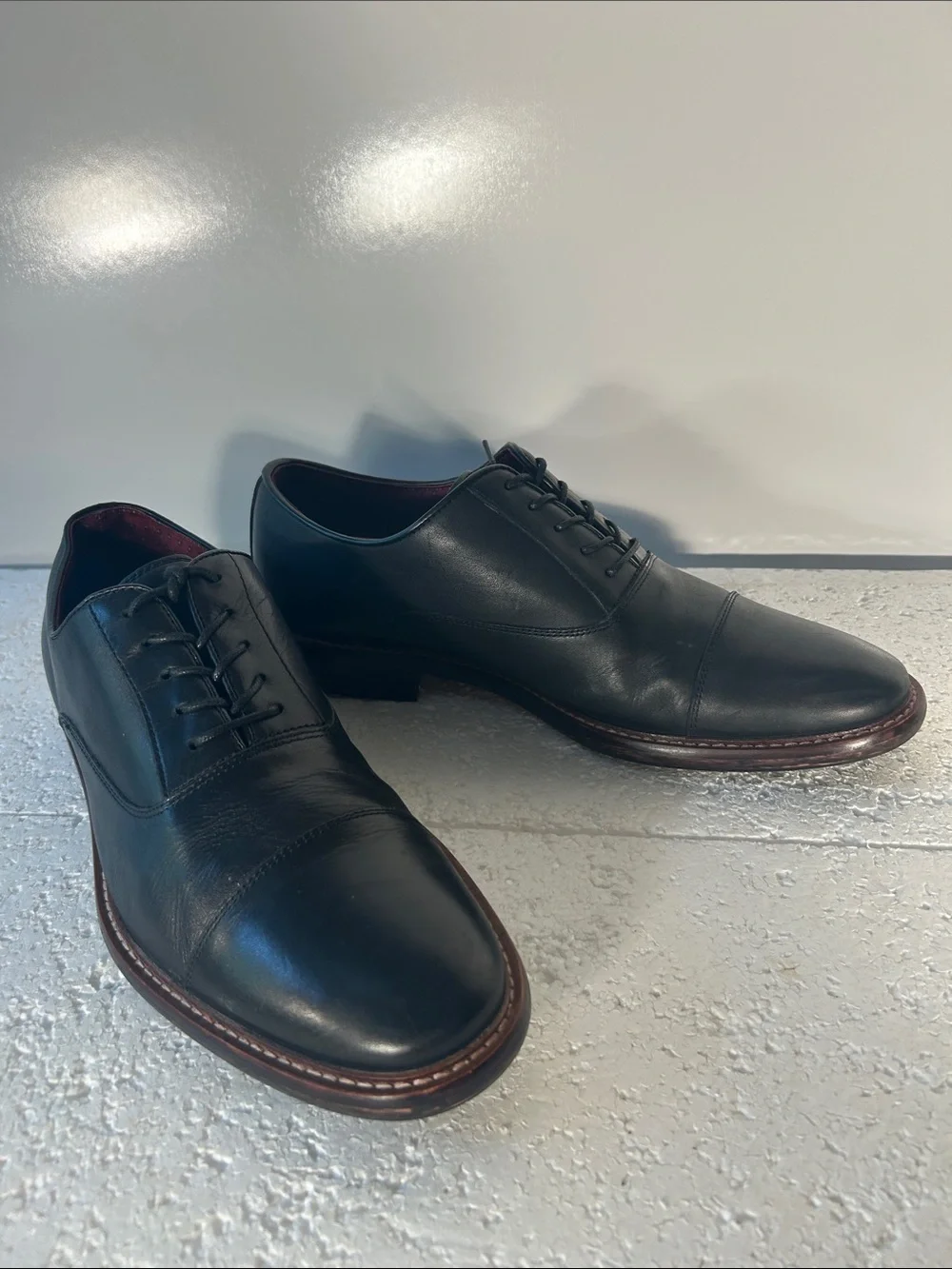 Aston Gray SZ 10.5 Black Leather Oxford Shoe Timeless Office Formal Professional